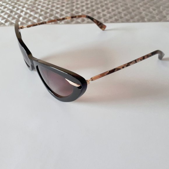 Derek Lam black animal print cat eye sunglasses - Picture 7 of 10